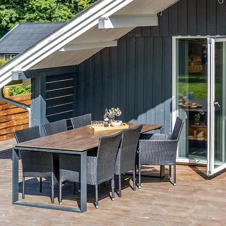 2 Bedroom Beautiful In *