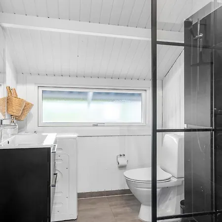 2 Bedroom Beautiful In